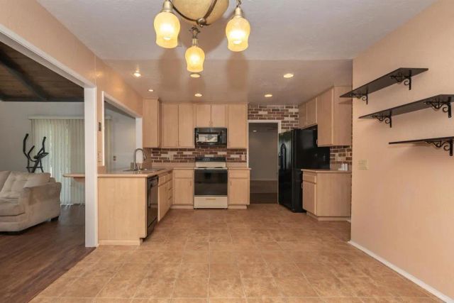 4966 Perkon Place, San Diego, CA 92105