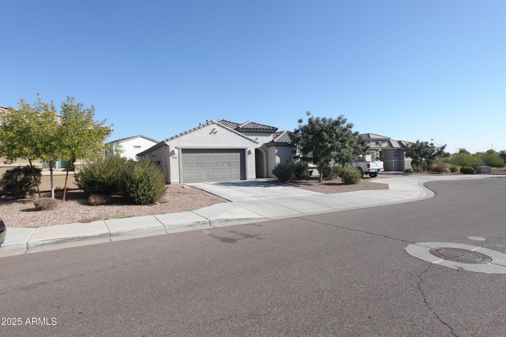 541 S 201ST Avenue, Buckeye, AZ 85326