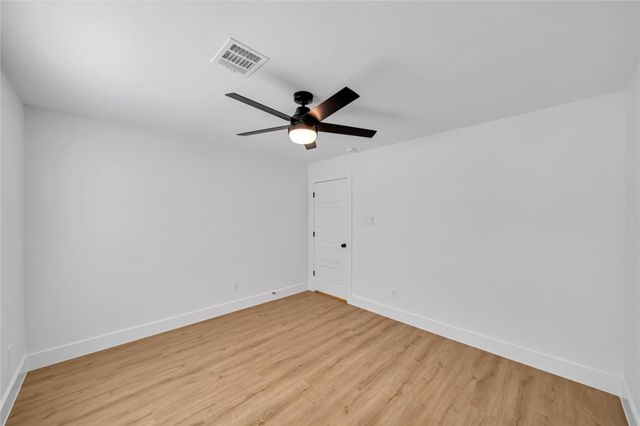 5803 Libbey Lane, Houston, TX 77092
