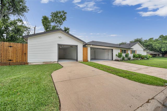 5803 Libbey Lane, Houston, TX 77092