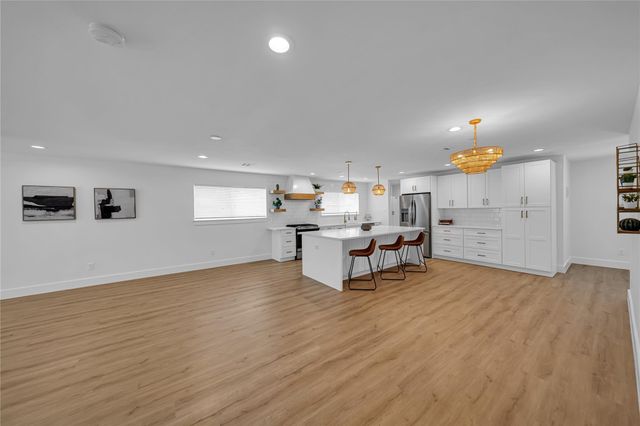 5803 Libbey Lane, Houston, TX 77092