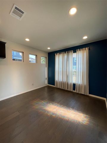 142 Simon, Kyle, TX 78640