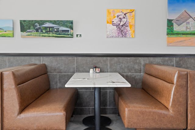 4697 Main Street, Manchester, VT 05255