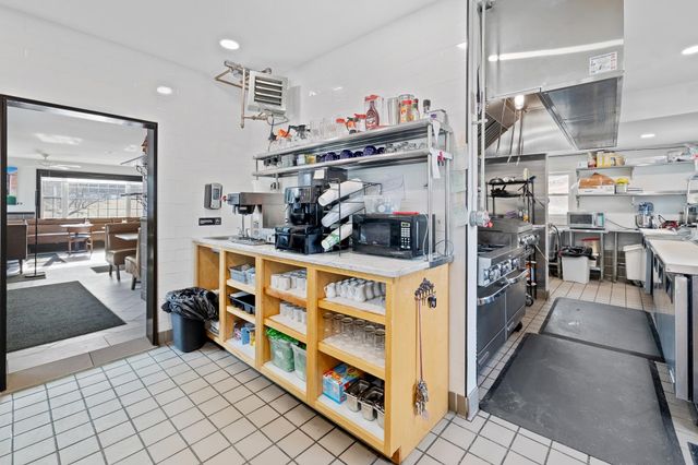 4697 Main Street, Manchester, VT 05255