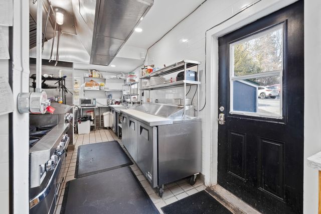 4697 Main Street, Manchester, VT 05255