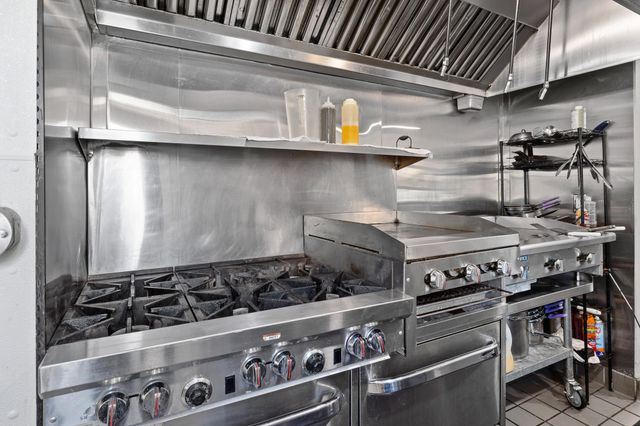 4697 Main Street, Manchester, VT 05255