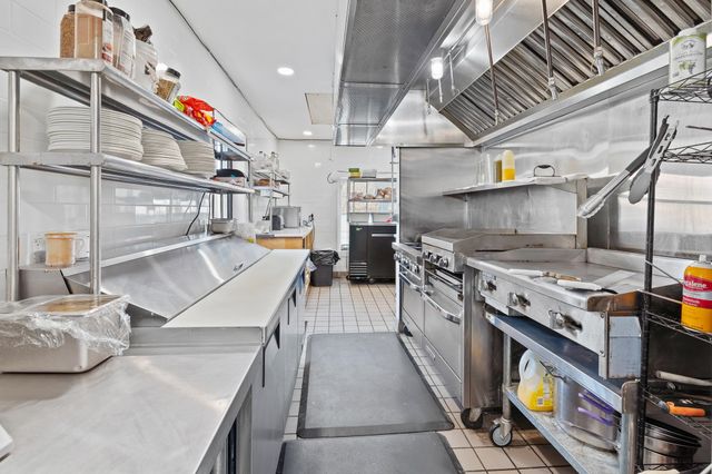 4697 Main Street, Manchester, VT 05255