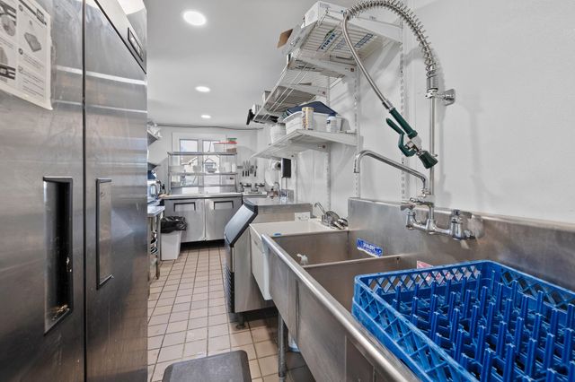 4697 Main Street, Manchester, VT 05255