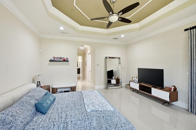 10469 Whitewind Circle, Boynton Beach, FL 33473
