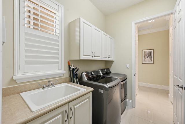 10469 Whitewind Circle, Boynton Beach, FL 33473