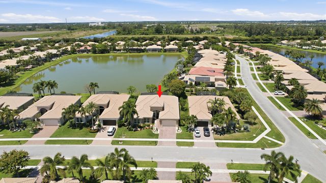 10469 Whitewind Circle, Boynton Beach, FL 33473