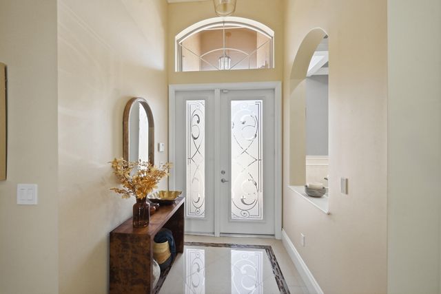 10469 Whitewind Circle, Boynton Beach, FL 33473