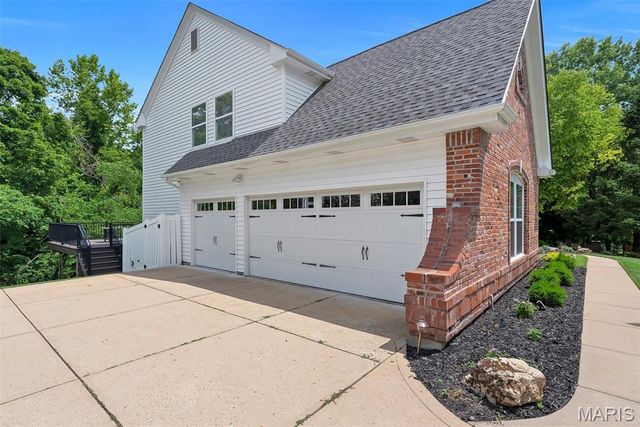 17643 Wildridge Drive, Wildwood, MO 63005