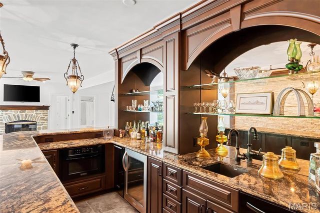 17643 Wildridge Drive, Wildwood, MO 63005