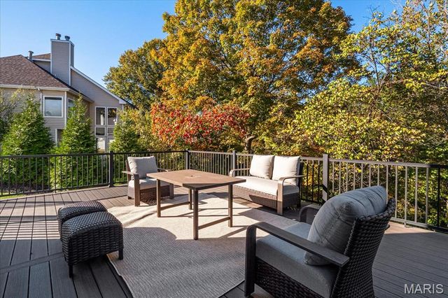 17643 Wildridge Drive, Wildwood, MO 63005