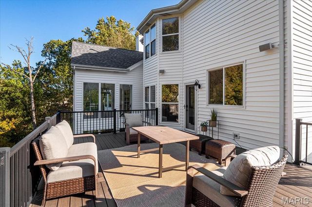 17643 Wildridge Drive, Wildwood, MO 63005