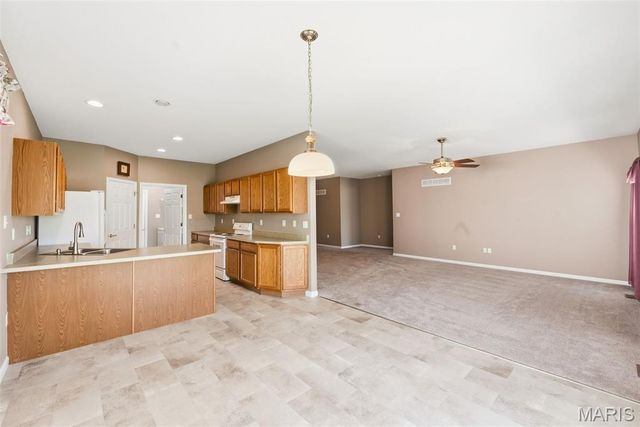 1311 Pine Bluff Drive, St Charles, MO 63304