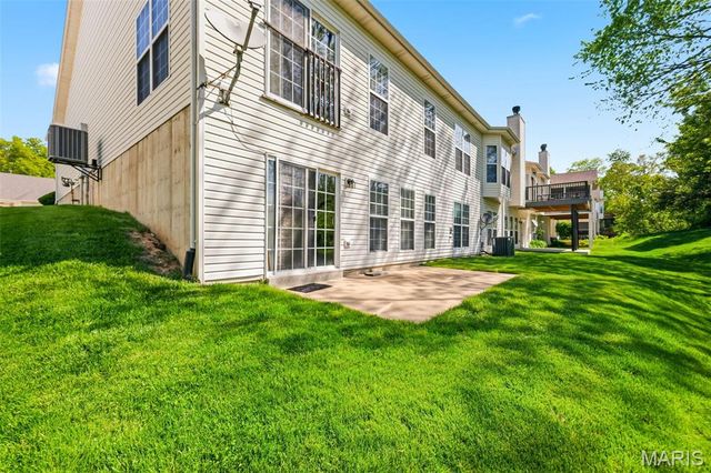 1311 Pine Bluff Drive, St Charles, MO 63304