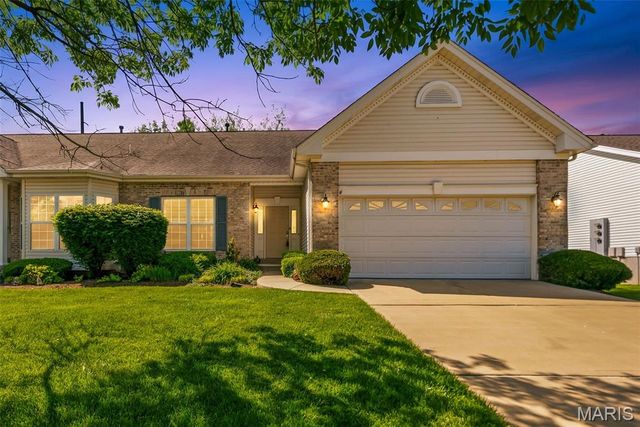1311 Pine Bluff Drive, St Charles, MO 63304