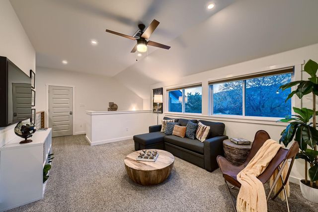 12901 Wire RD, Leander, TX 78641