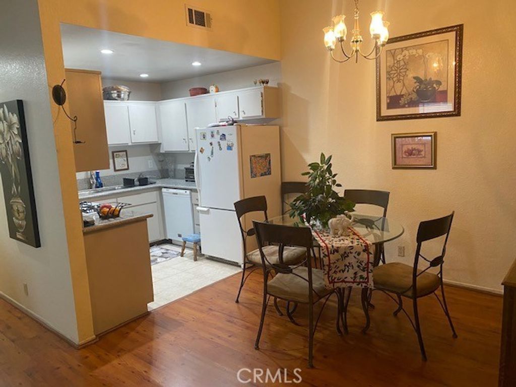 1432 227th 11, Torrance, CA 90501 — photo 2