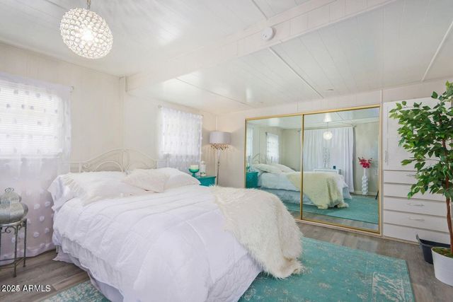 10401 N CAVE CREEK Road 152, Phoenix, AZ 85020