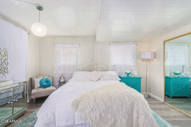 10401 N CAVE CREEK Road 152, Phoenix, AZ 85020