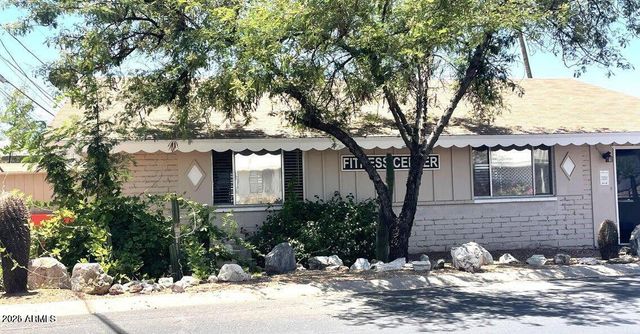 10401 N CAVE CREEK Road 152, Phoenix, AZ 85020