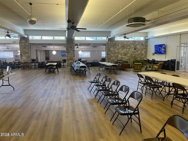 10401 N CAVE CREEK Road 152, Phoenix, AZ 85020