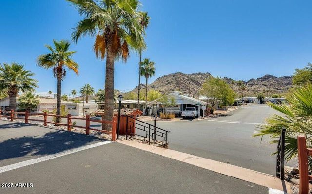 10401 N CAVE CREEK Road 152, Phoenix, AZ 85020