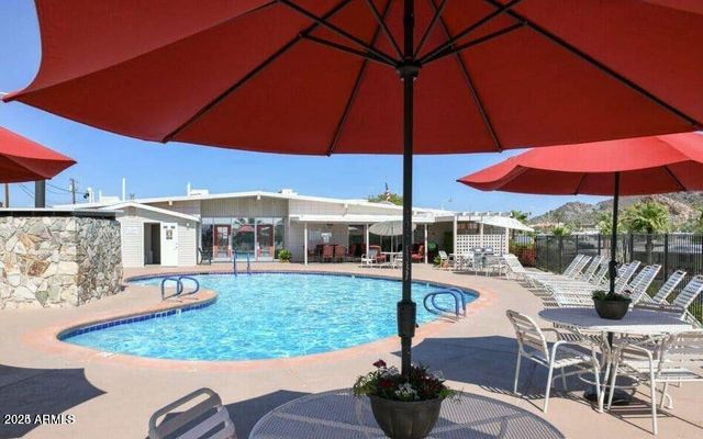 10401 N CAVE CREEK Road 152, Phoenix, AZ 85020