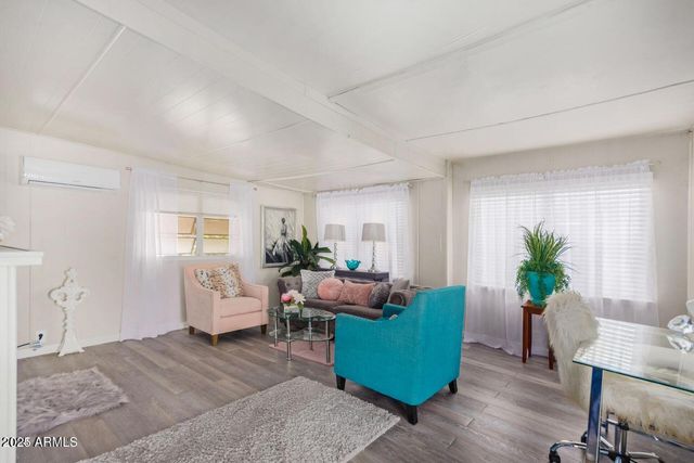 10401 N CAVE CREEK Road 152, Phoenix, AZ 85020