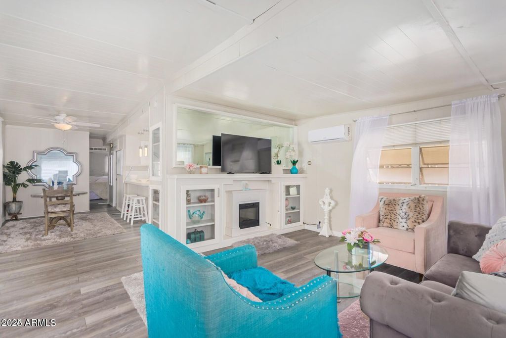 10401 N CAVE CREEK Road 152, Phoenix, AZ 85020