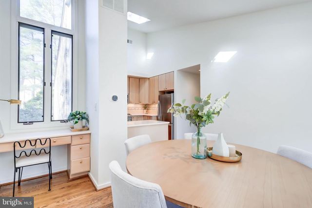 8610 HIDDEN HILL LN, Rockville, MD 20854