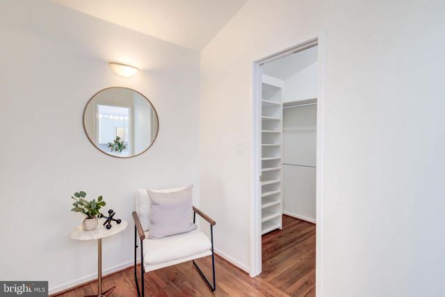 8610 HIDDEN HILL LN, Rockville, MD 20854