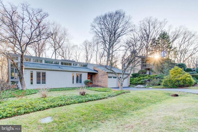 8610 HIDDEN HILL LN, Rockville, MD 20854