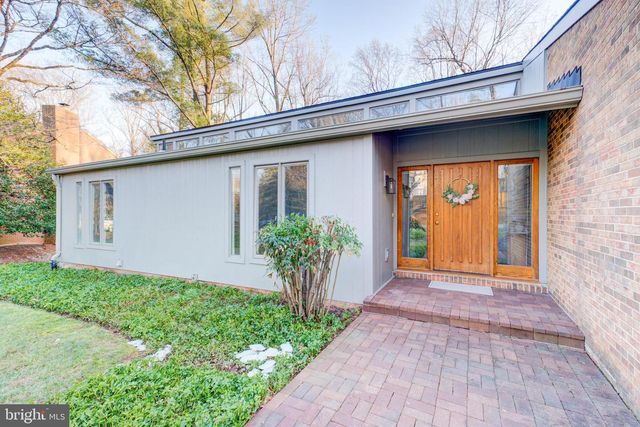 8610 HIDDEN HILL LN, Rockville, MD 20854