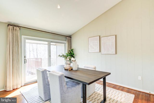 8610 HIDDEN HILL LN, Rockville, MD 20854