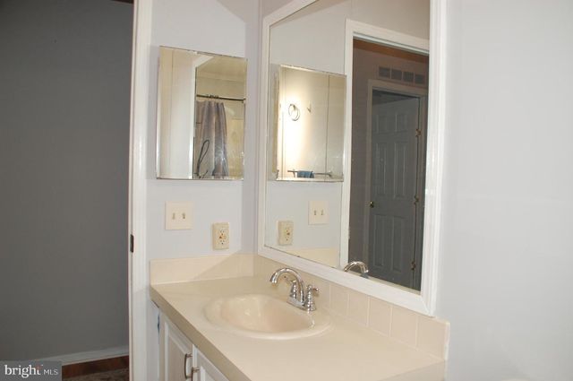 10 BRIGHTON PL, Souderton, PA 18964