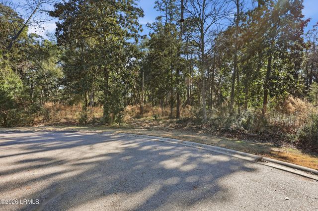 46 Ridge Road, Beaufort, SC 29907