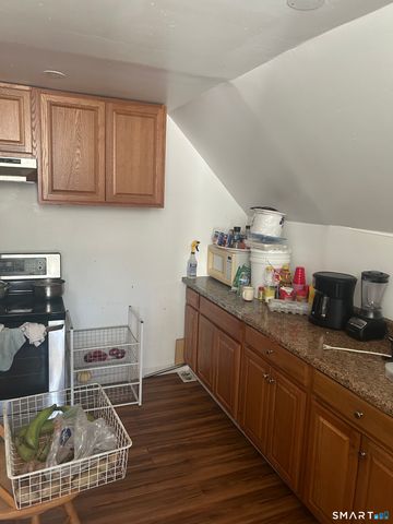 727 Iranistan Avenue, Bridgeport, CT 06605