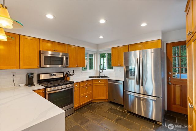 6599 Whistle Lake Terrace, Anacortes, WA 98221