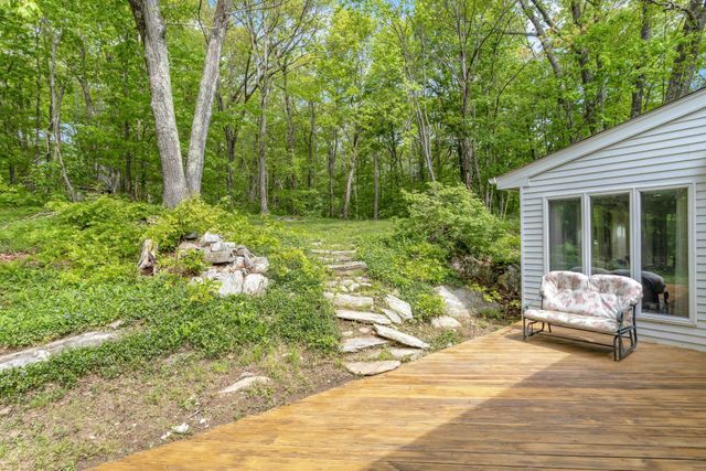 28 Mey Crescent Road, Stormville, NY 12582