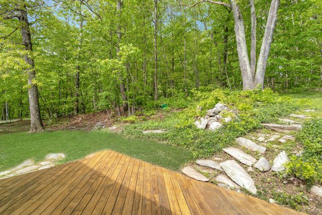 28 Mey Crescent Road, Stormville, NY 12582