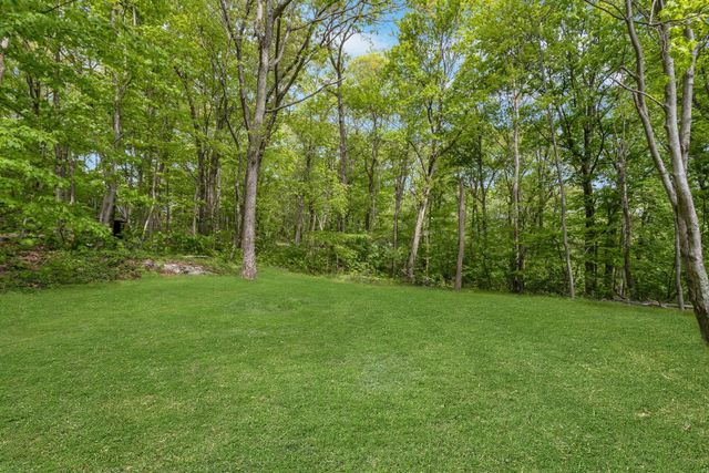 28 Mey Crescent Road, Stormville, NY 12582