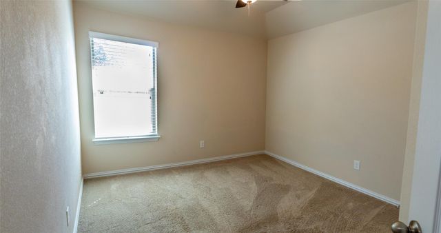 734 Oyster CRK, Buda, TX 78610