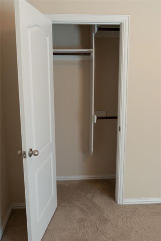 734 Oyster CRK, Buda, TX 78610