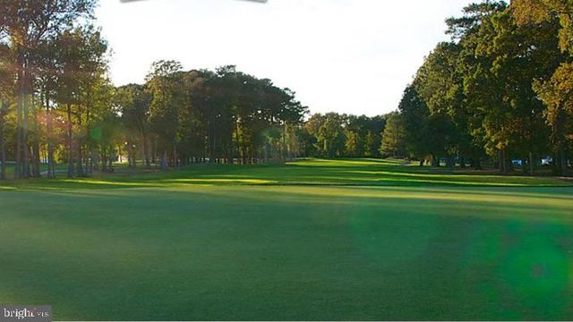 82 SANDYHOOK RD, Berlin, MD 21811