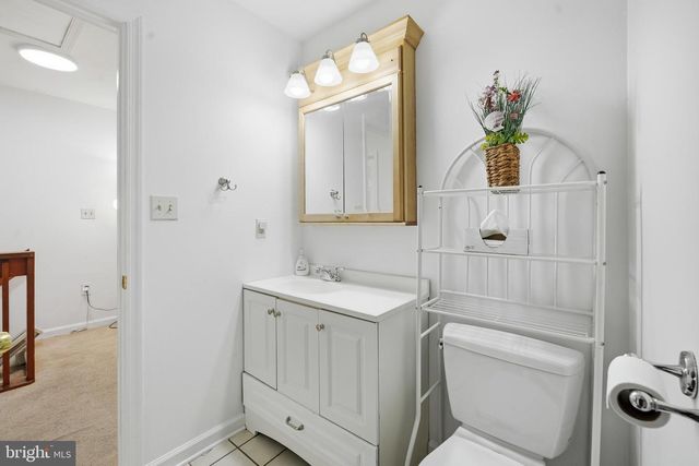 82 SANDYHOOK RD, Berlin, MD 21811