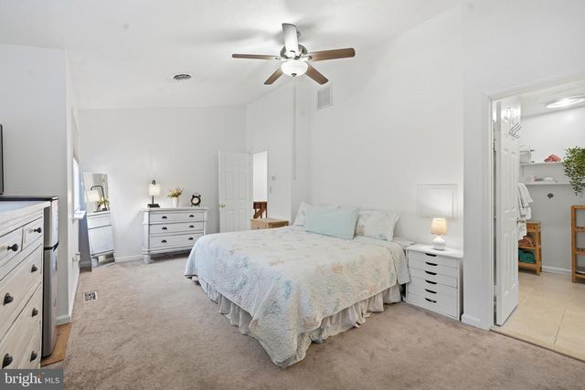 82 SANDYHOOK RD, Berlin, MD 21811
